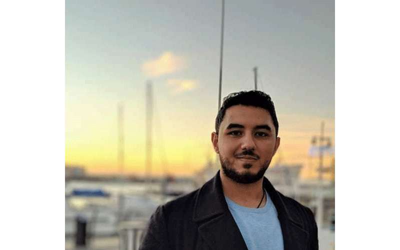 طبيب أردني ينقذ حياة سيدة توقف