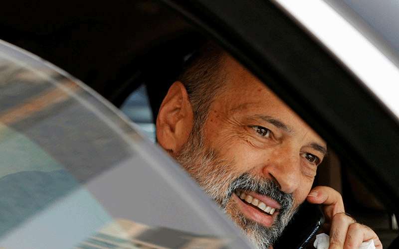 الرزاز يرفع الحصانة عن نائب