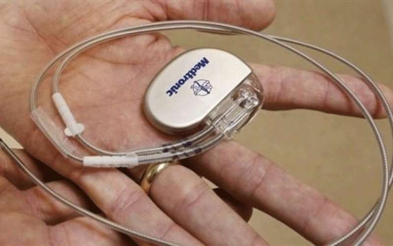 جهاز صاعق لإنقاذ حياة أردني بمستشفى