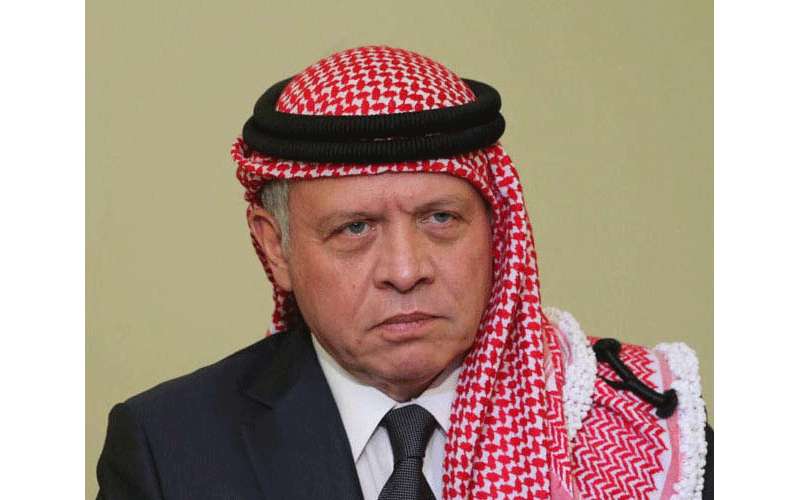 الملك يدين التفجيرات الإرهابية التي استهدفت