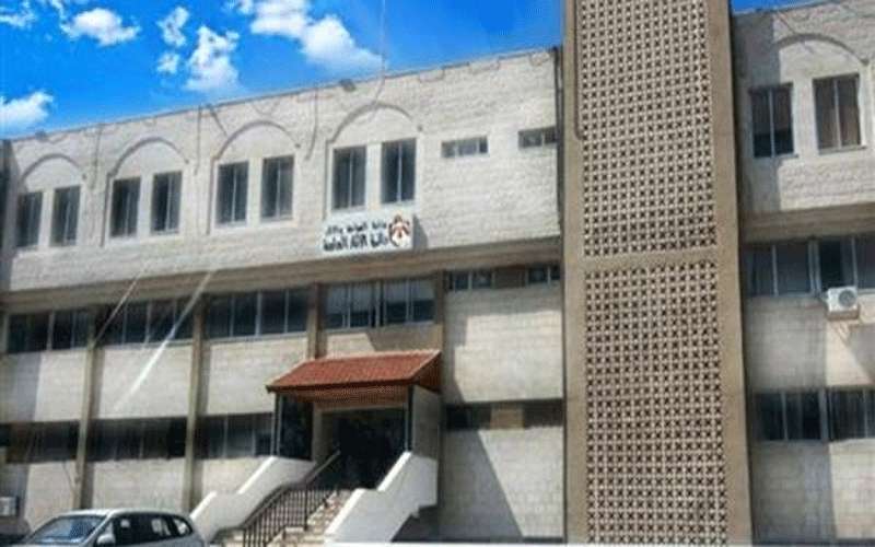 حريق بمستودعات دائرة الآثار يخلف خسائر