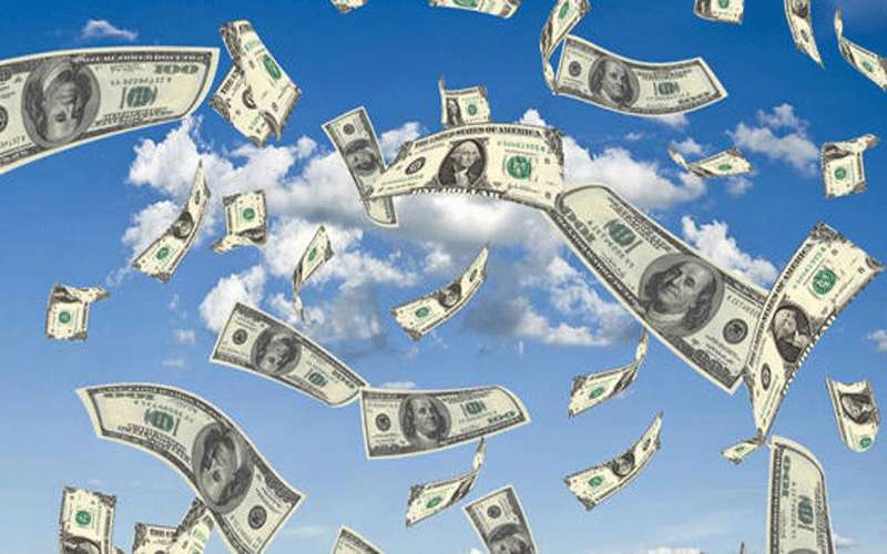 اغرب أشياء تساقطت من السماء