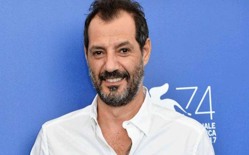 تسريب صورة فاضحة لعادل كرم