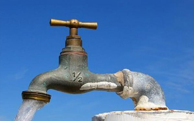 وقف تزويد مناطق في المفرق بالمياه