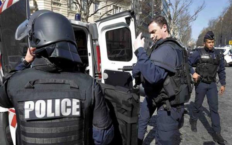 فرنسا تحبط عملا إرهابيا وتحتجز أربعة