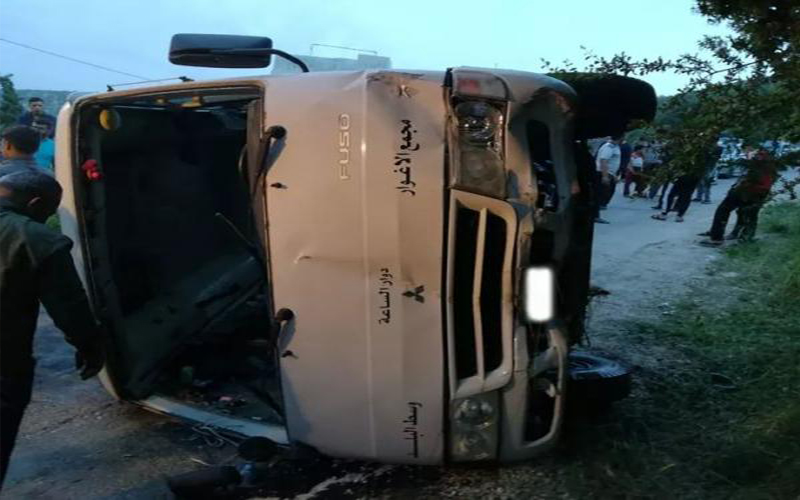 7 إصابات بتدهور حافلة نقل عمومي