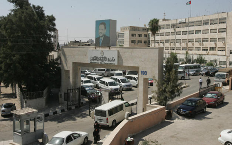 التربية تدعو نحو 39 ألف مرشح