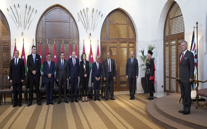 مجلس الوزراء يعقد جلسة تعارف في