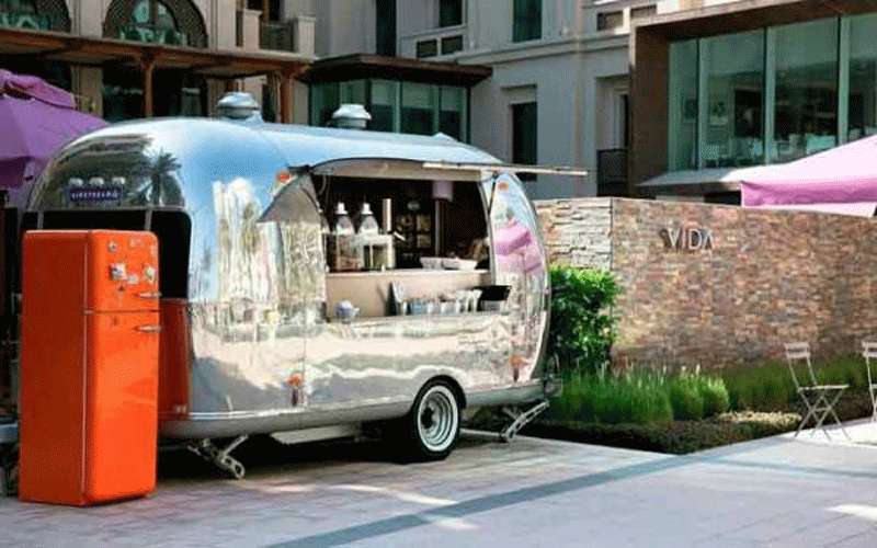 اكبر مزاد على المطاعم المتنقلة بعمان