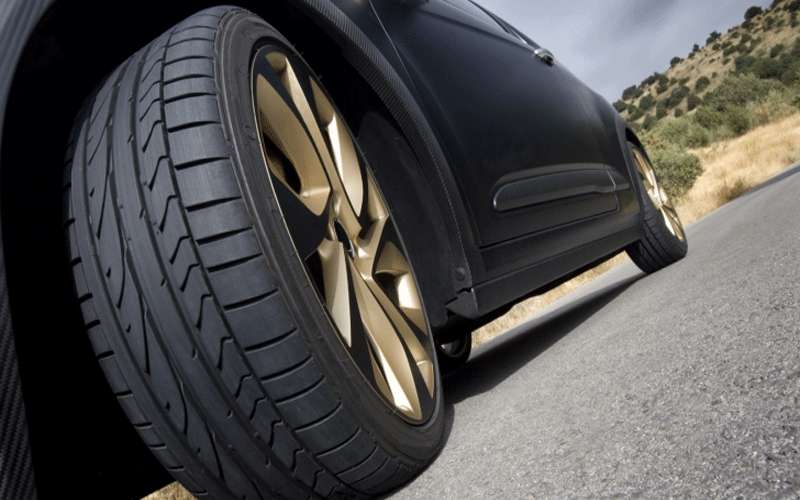 سائق يدهس 3 أشخاص في الكرك