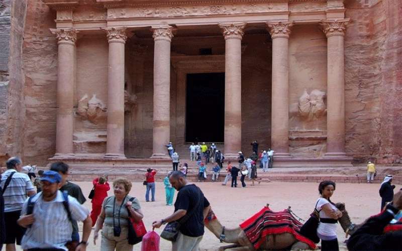 مجلس أمناء ل (تنشيط السياحة) وإدراج