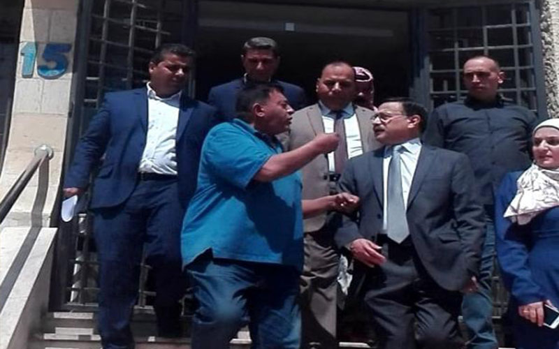 بعد زيارة الرزاز .. كناكرية في