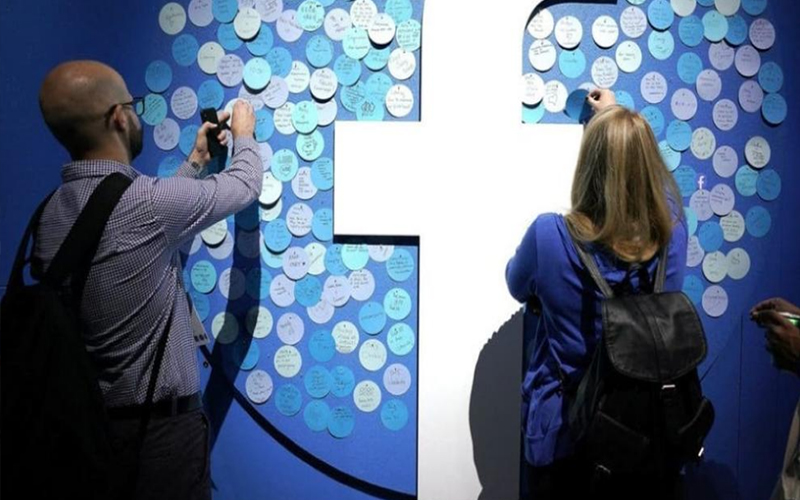 فيسبوك يحذف 3 مليارات حساب مزيف