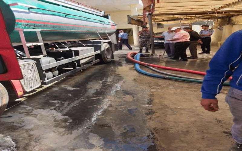 توقيف شخص يبيع مياه غير صالحة