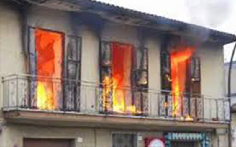 لبنان: وفاة طفلة رمتها خادمة من