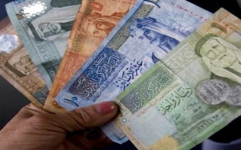 البلديات : قرار صرف العيديات للموظفين