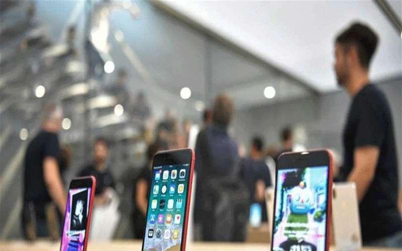 أرباح آيفون قد تنهار إذا سعت