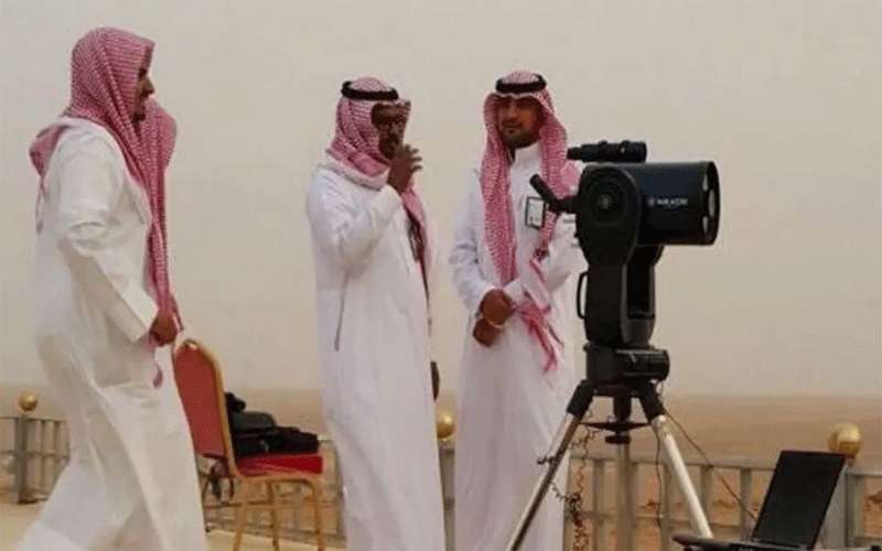 فلكي سعودي يوضح حسابات رؤية هلال