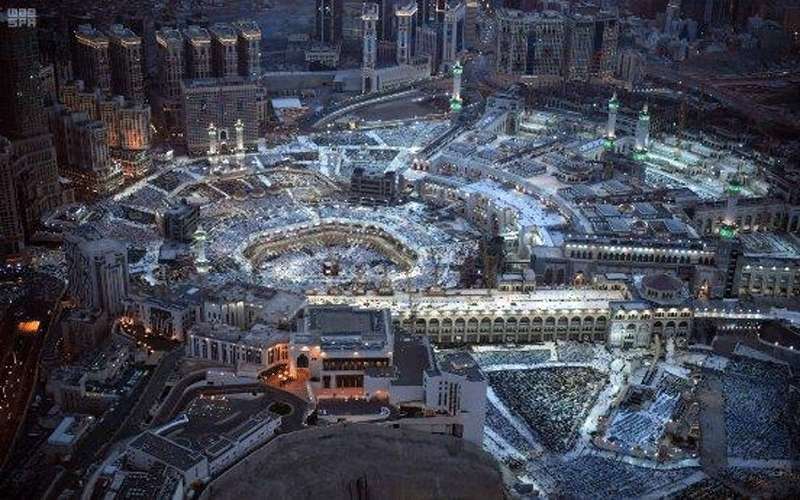 مليونا مصل يشهدون ختم القرآن بالمسجد