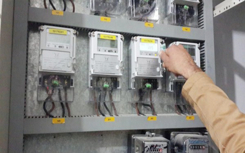 ضبط 7678 حالة سرقة كهرباء في