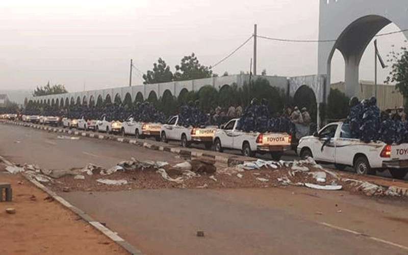 عشرات القتلى وتحقيق بفض اعتصام السودان