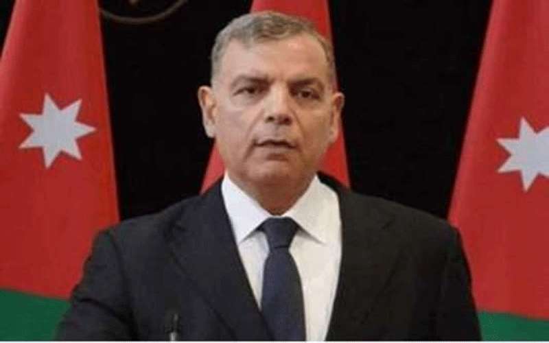 وزير الصحة يتفقد مستشفى الزرقاء