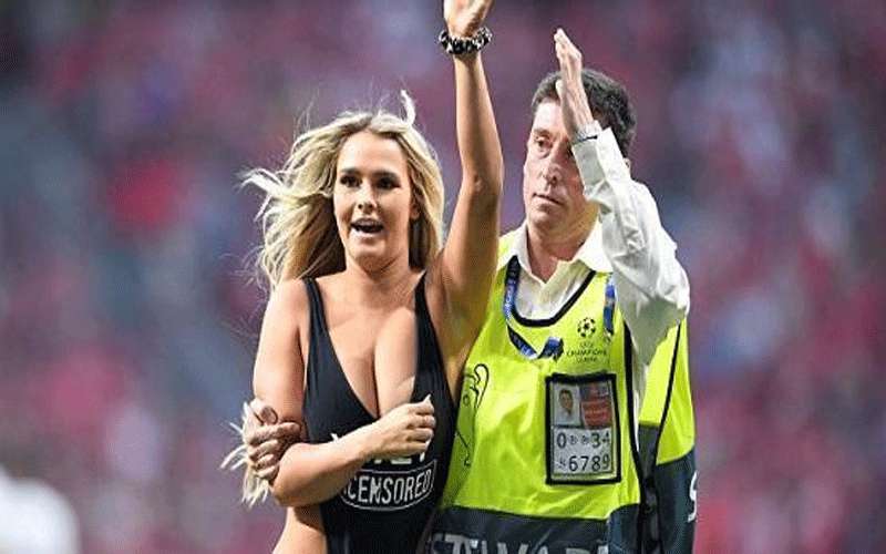 عقوبة عارية نهائي الأبطال