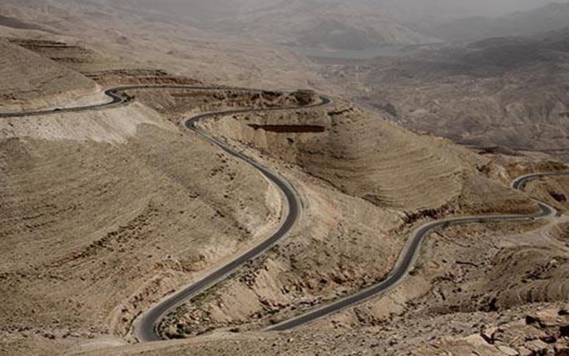 الصين تمول طريق العارضة بـ 22