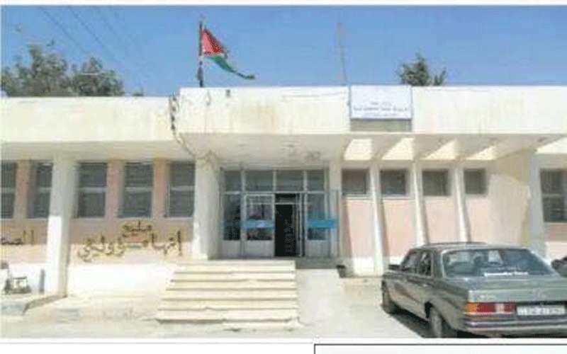 لجنة لتقييم أعمال الصيانة لمركز صحي