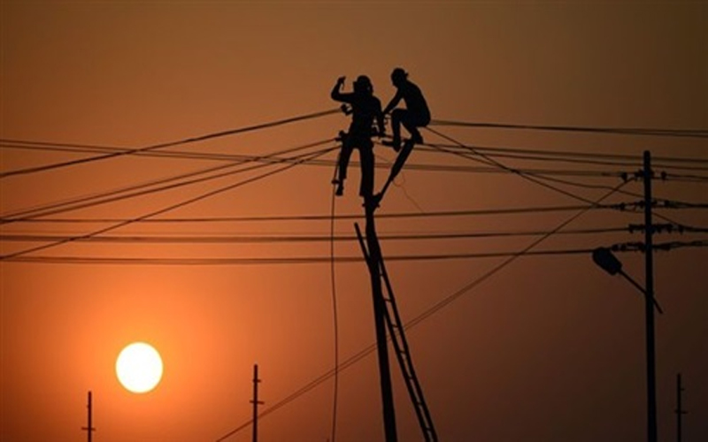 فصل الكهرباء عن مؤسسات حكومية بسبب