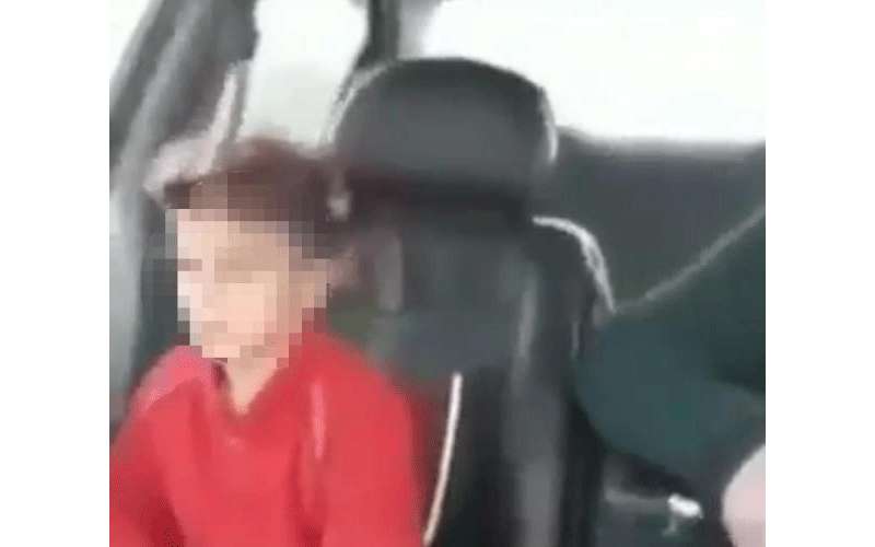 فيديو لتعنيف طفل يثير غضب الاردنيين