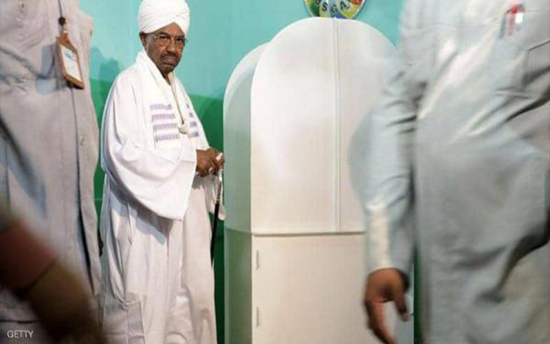 السودان .. أول ظهور للبشير منذ