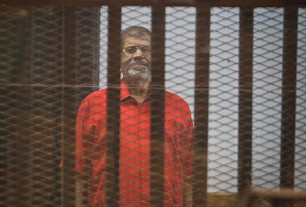 دفن محمد مرسي فجر اليوم وسط