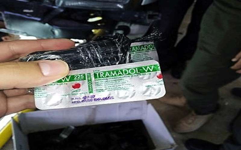الجمارك تضبط ترامادول وسجائر إلكترونية