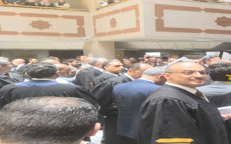 المحامون ينتفضون ضد نظام الفوترة