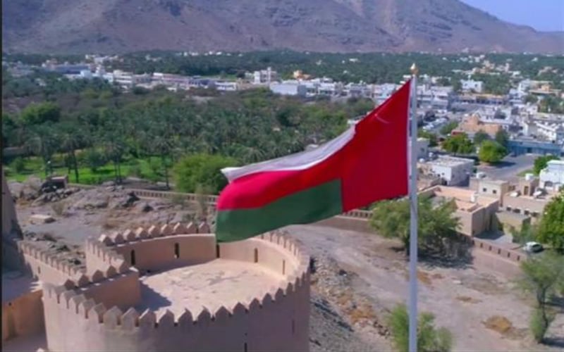 عمان تقرر فتح سفارة لها في