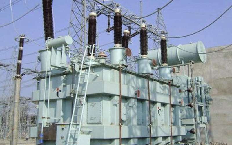 الحرارة تفجر محول كهرباء بجرش