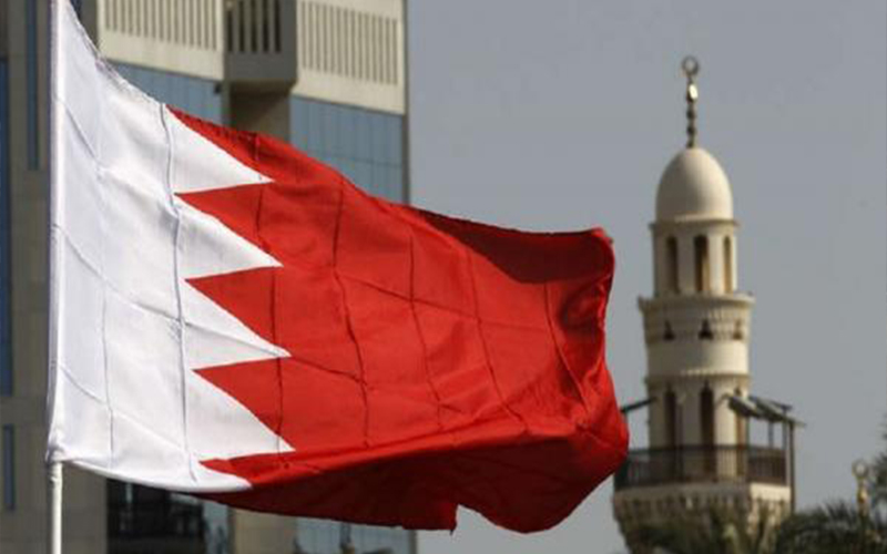 البحرين تستدعي سفيرها في بغداد