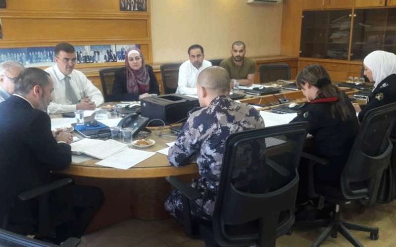 المهندسين تبحث مع الدفاع المدني تطبيق