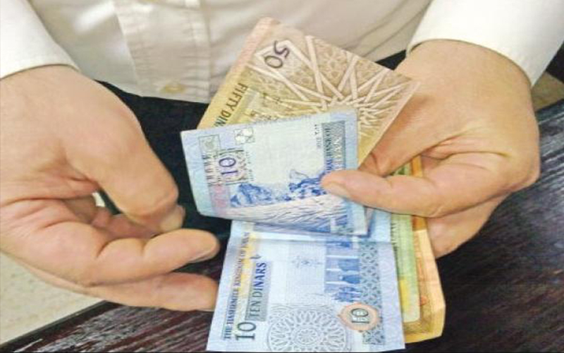 ارتفاع حوالات العاملين في الخارج إلى