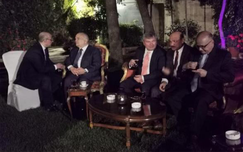 الامير الحسن يسأل ..