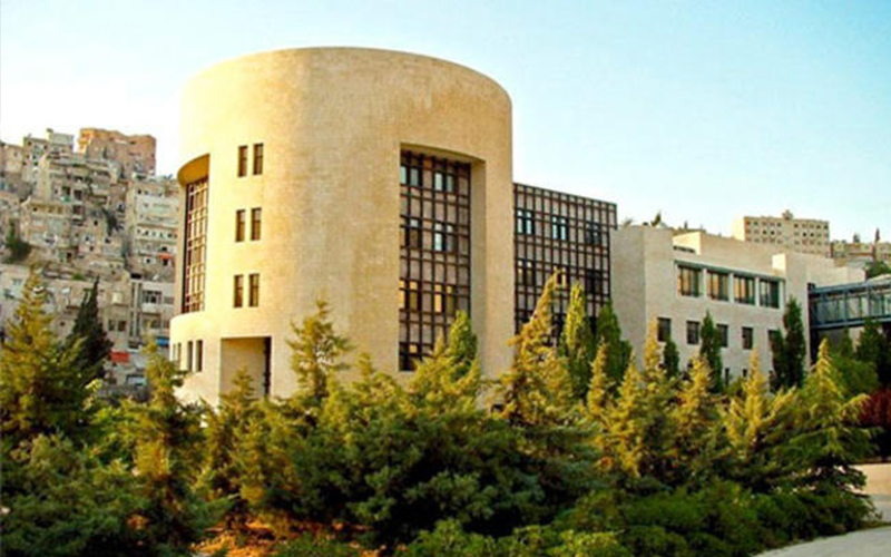 ضبط (21) منتحلا صفة مفتش صحة