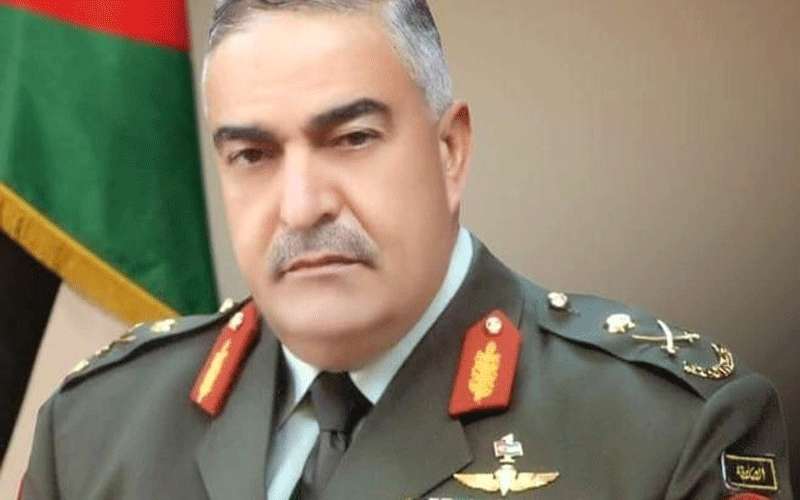 تحسين أوضاع المتقاعدين العسكريين قبل 2010