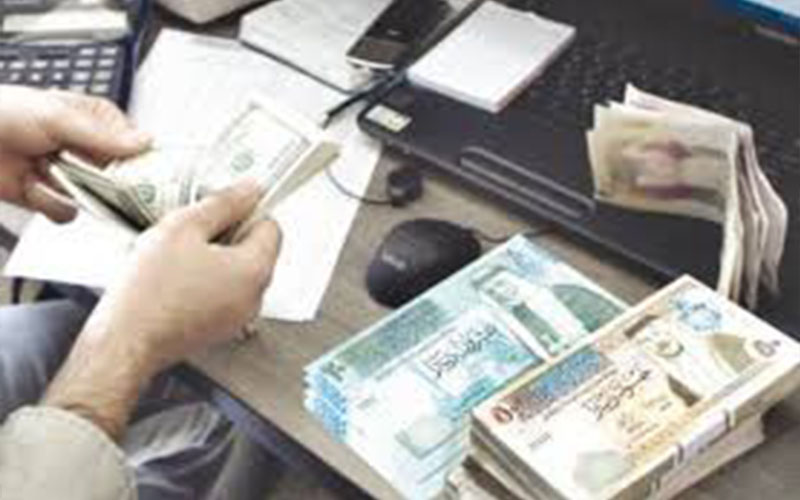وزارة المالية :عجز الموازنة يرتفع إلى
