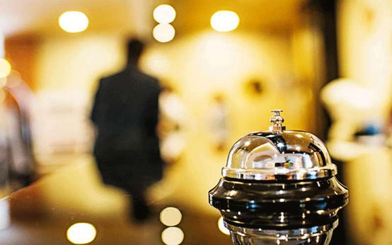 مطالب عمالية لفندق شهير بعمان