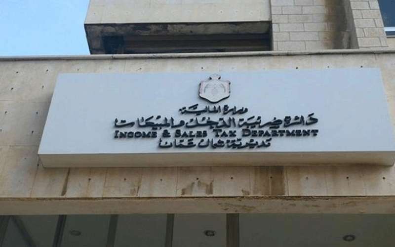 الضريبة تنفي اجبار الحكومة لشركات الألبان