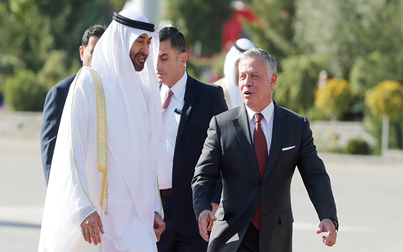الملك يغادر الى الامارات