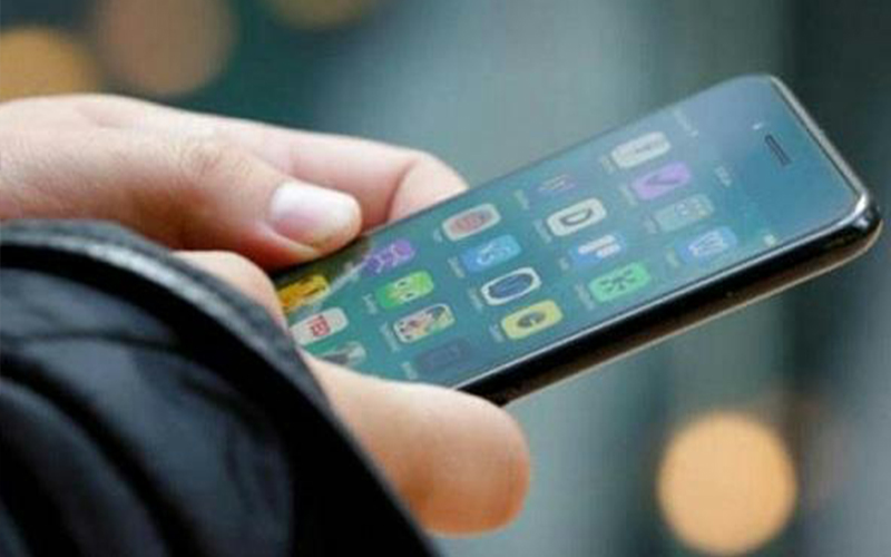 673 مليون دينار ايرادات مشغلي الهواتف