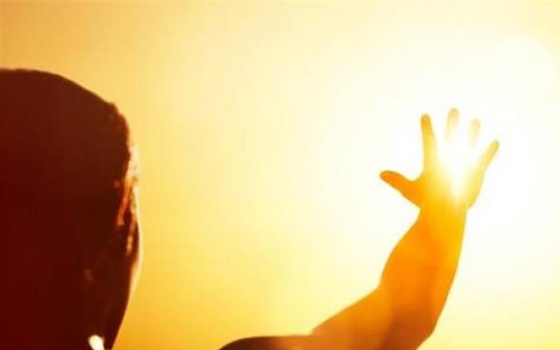 الأرصاد الجوية تحذر من التعرض لأشعة