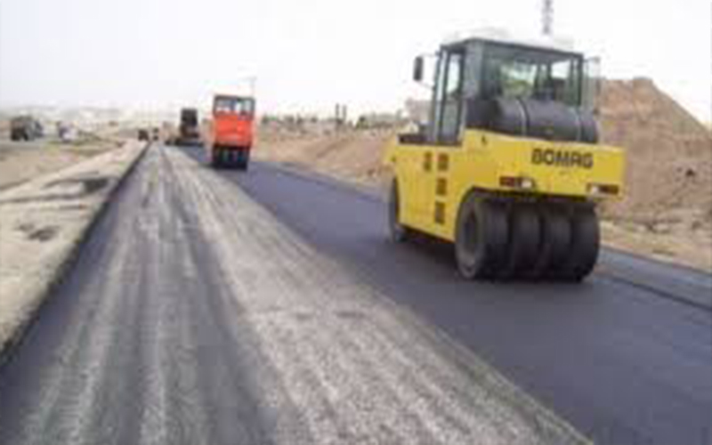 فتح وتعبيد 85% من طرق مناطق